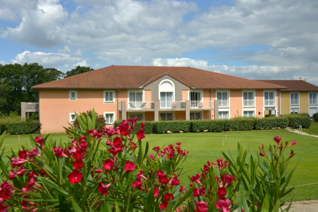 Hôtel tranquille près de Lyon | Best Western 3* Domaine Golf d'Albon