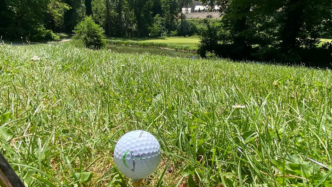 Domaine Golf d'Albon : Votre destination golf Drôme d'excellence