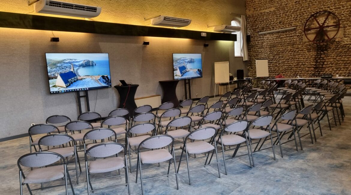 Salle du Moulin (145 m²) La grande salle de séminaire pour vos événements d'envergure