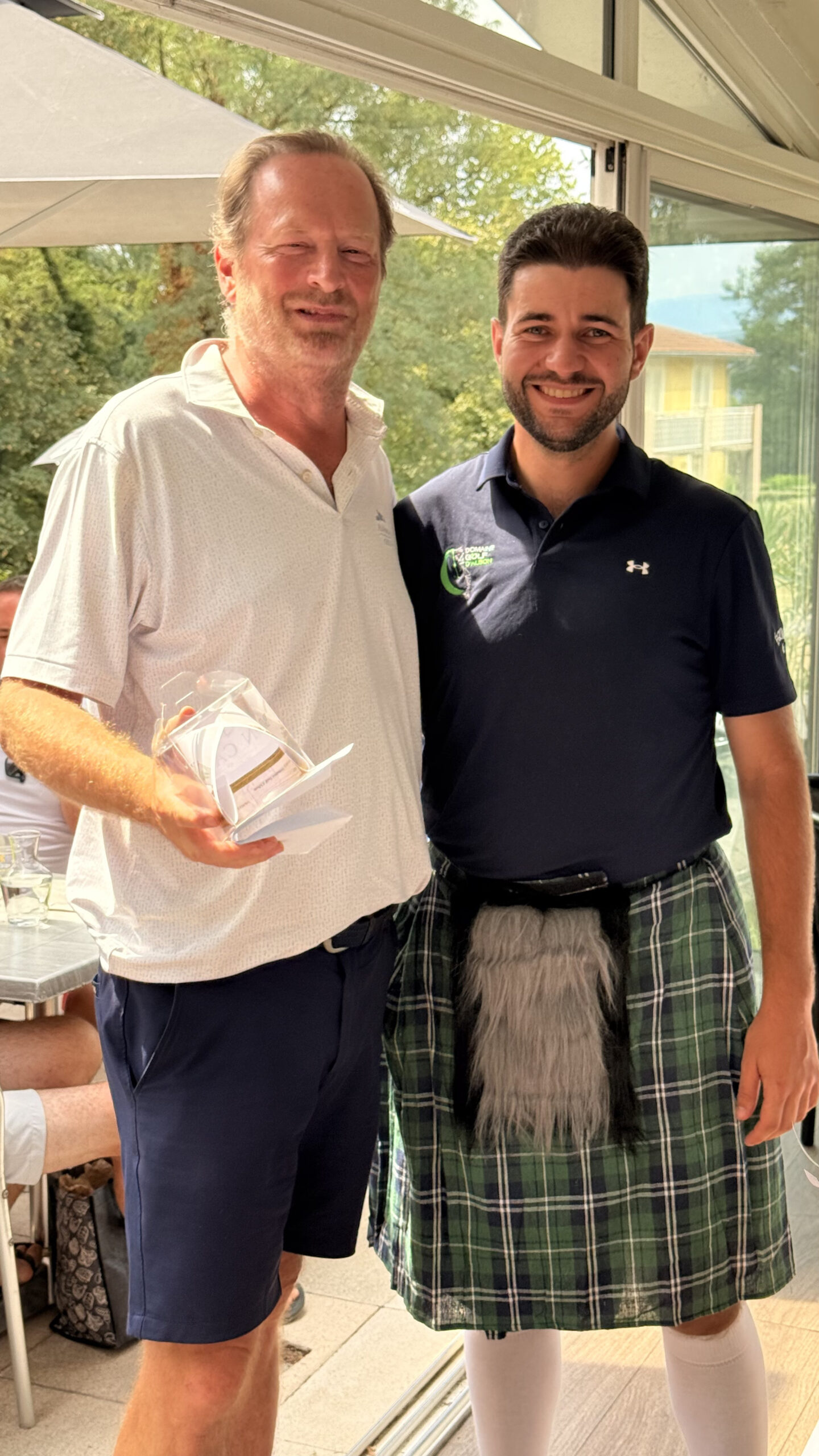 Participants réunis lors de la remise des prix