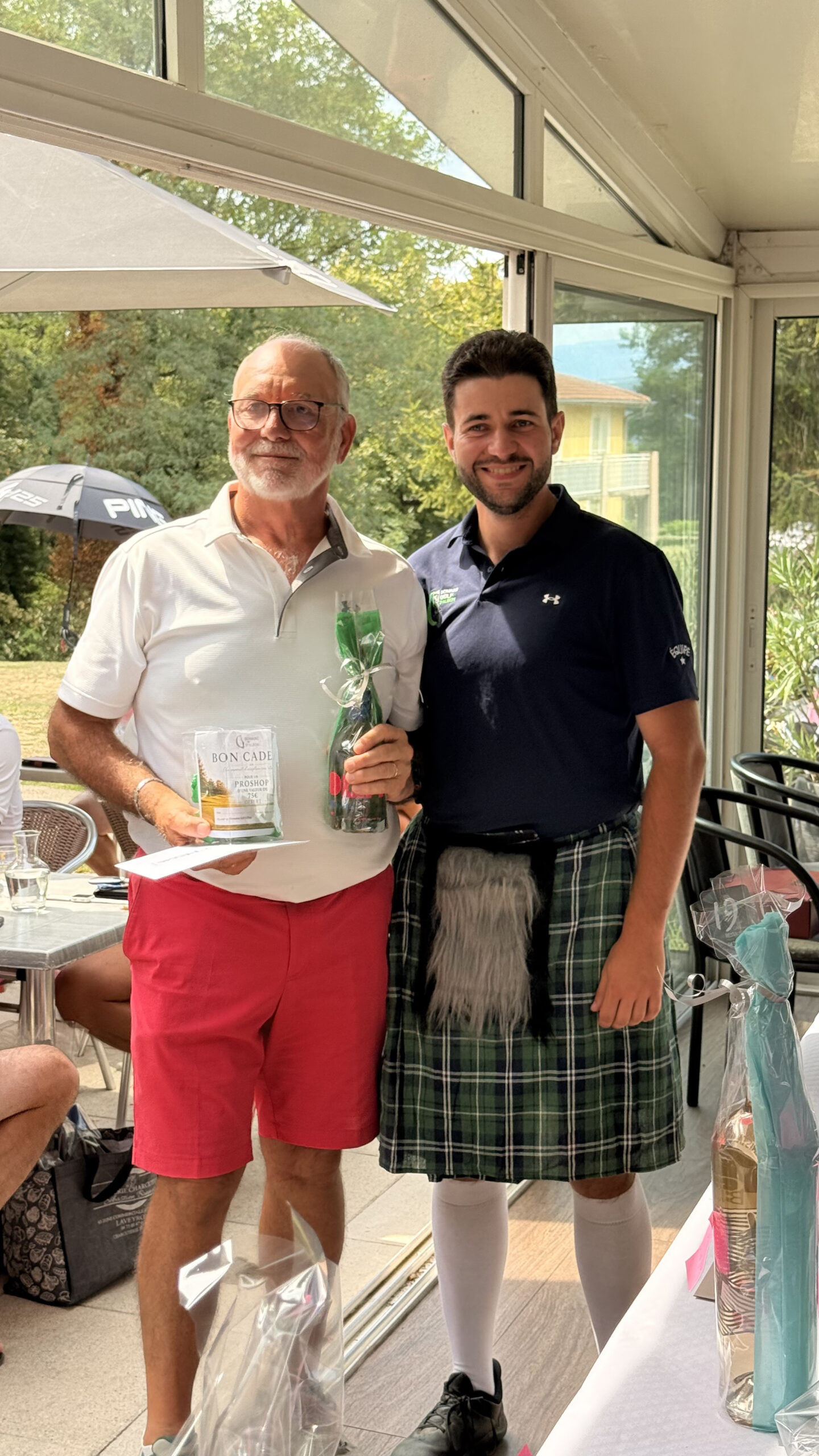Participants réunis lors de la remise des prix